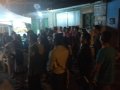 Dezenas de jovens da AD Bebedouro evangelizam nas ruas do bairro