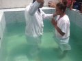 Pr. João Marcelo batiza 15 novos membros da AD Cacimbinhas
