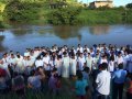 Pr. Joel Macena batiza 96 novos membros da AD Passo de Camaragibe