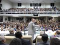 Centenas de evangélicos participam da primeira Santa Ceia do Ano no templo-sede
