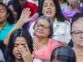 Santa Ceia de fevereiro reúne quase mil pessoas no templo sede