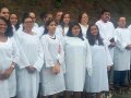Pr. Eziel Pereira batiza 26 novos membros da AD Rio Novo