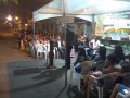 Dezenas de jovens da AD Bebedouro evangelizam nas ruas do bairro