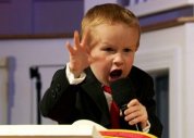 Pregadores mirins: dom ou resultado de fanatismo dos pais?