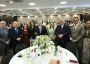 Rev. José Orisvaldo e irmã Vaninha participam de homenagem ao pastor José Wellington Costa Júnior e à irmã Lídia Dantas em São Paulo