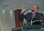 Pr. Arnóbio convoca vigília em prol do congresso no feriado de carnaval