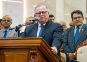 Pastor-presidente ensina sobre o ministério de Pedro e João em Samaria