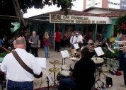 The Metro Big Band emociona em apresentação no Leal