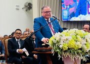 Rev. José Orisvaldo Nunes ministra no aniversário do Pastor José Carlos de Lima