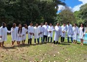 Pr. Givaldo de Lima batiza 20 novos membros da Assembleia de Deus em Utinga Leão