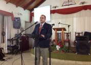 Jesus está salvando e batizando na Argentina, diz missionário Glaydson