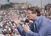 Evangelista alemão Reinhard Bonnke morre aos 79 anos