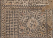 Mosaico que traz a inscrição mais antiga de Jesus como Deus está em exposição nos EUA