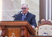 Culto de doutrina reúne centenas de evangélicos na igreja sede