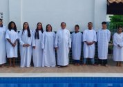 Pr. Jailson Nicácio batiza nove pessoas da Assembleia de Deus em Craíbas