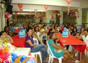 Colégio da Assembleia de Deus homenageia as mães