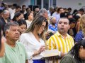 Pr. Carlos Oliveira ministra no culto de doutrina na igreja sede