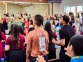 Jovens e adolescentes participam de estudos bíblicos no CONJOAAD 2025