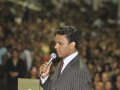 Pr. Brandão esquece problemas de saúde e prega com fervor