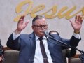 168 novos membros da Assembleia de Deus descem às águas batismais