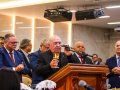 Pr. Edmagno Nunes ministra na Santa Ceia de outubro na igreja sede
