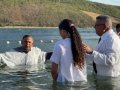 Pr. Israel Santos batiza 48 novos membros da Assembleia de Deus em Traipu