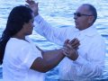 Batismo de 46 candidatos alegra crentes da Barra de Santo Antônio