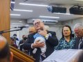 Pastor Manoel Costa (MA) ministra a palavra de Deus no culto de Santa Ceia