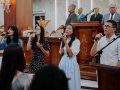 Irmãos de Maceió celebram culto de ano novo com louvor e gratidão