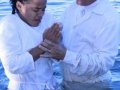 Batismo de 46 candidatos alegra crentes da Barra de Santo Antônio