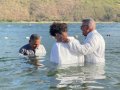Pr. Israel Santos batiza 48 novos membros da Assembleia de Deus em Traipu