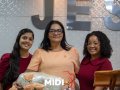 AD Village 06 celebra aniversário da irmã Eliane em noite de homenagens