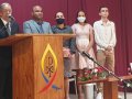 Missionário Valdiran Santos e família são apresentados à igreja na Argentina