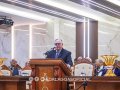 Culto de doutrina reúne centenas de evangélicos na igreja sede