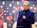 Pr. Ismael retoma Seminários para Casais na Comunidade do Cigano