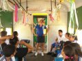 Alunos do Coparb passeiam de trem na Semana da Criança