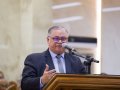 Rev. José Orisvaldo Nunes de Lima ministra sobre a promessa do Espírito Santo