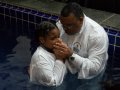 Assembleia de Deus em Maceió batiza 152 novos membros