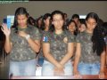 Jovens parentes de militares completam um ano de louvor