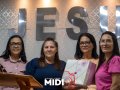 AD Village 06 celebra aniversário da irmã Eliane em noite de homenagens