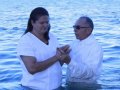 Batismo de 46 candidatos alegra crentes da Barra de Santo Antônio