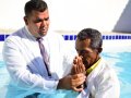Batismo nas águas marca o Jubileu de Ouro da AD em Igreja Nova