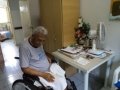 Jovens do Bom Parto visitam e levam donativos para o o Leal