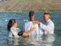Pr. Israel Santos batiza 48 novos membros da Assembleia de Deus em Traipu