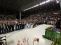Milhares de evangélicos lotam o Ginásio do Sesi para assistir ao encerramento da Convenção Estadual