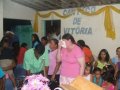 Povoado de Palestina recebe donativos de membros da Cohab
