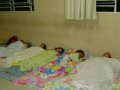 Estudantes participam da festa do pijama no Colégio da Assembleia de Deus