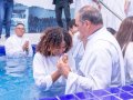 Assembleia de Deus em Maceió batiza 267 novos membros