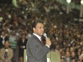 Pr. Brandão esquece problemas de saúde e prega com fervor