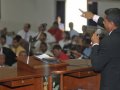 Pastor baiano dá aula prática para os diáconos